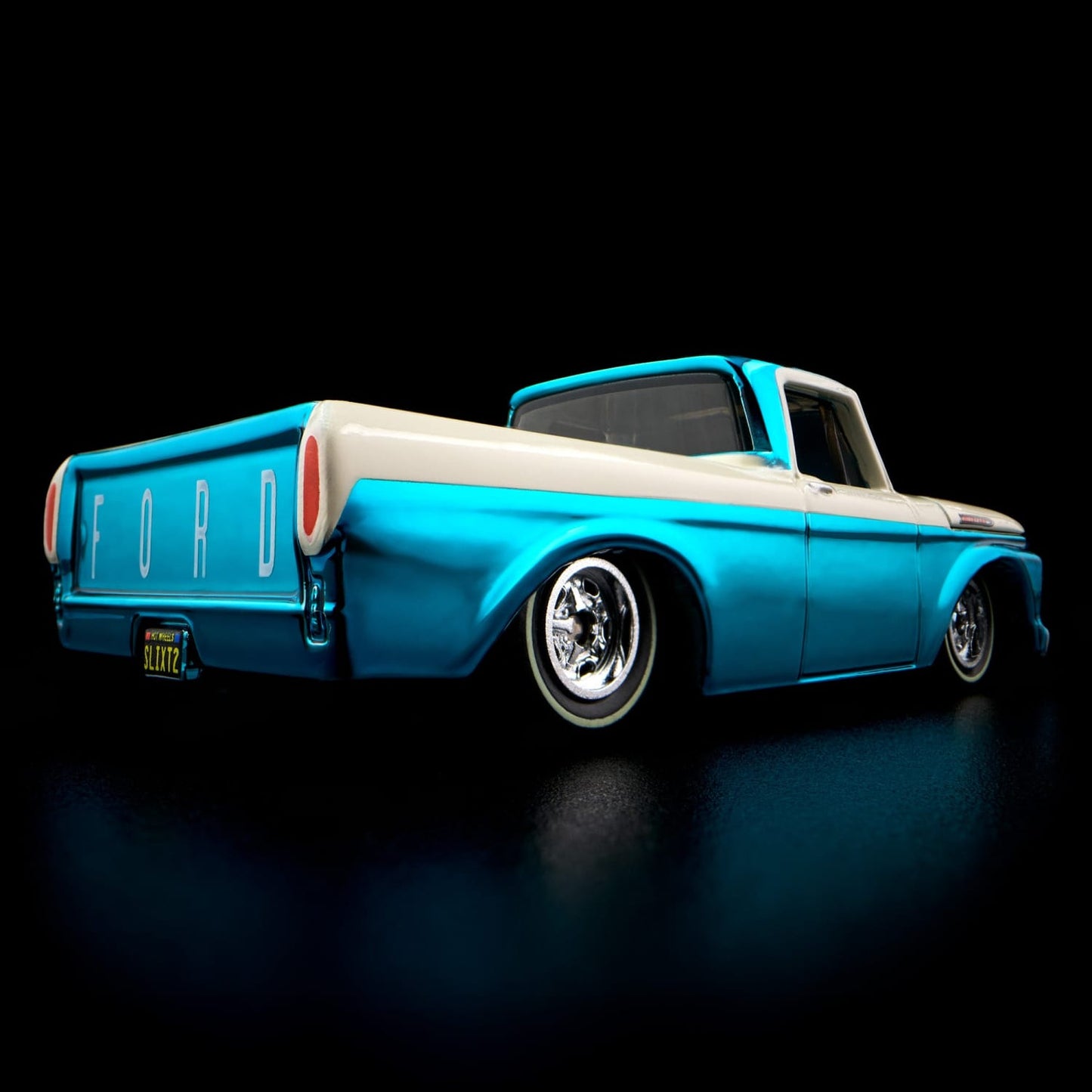 Hot Wheels RLC 1962 Ford F-100 Azul con Blanco