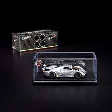 Hot Wheels RLC Exclusive 2021 – Pagani Huayra R